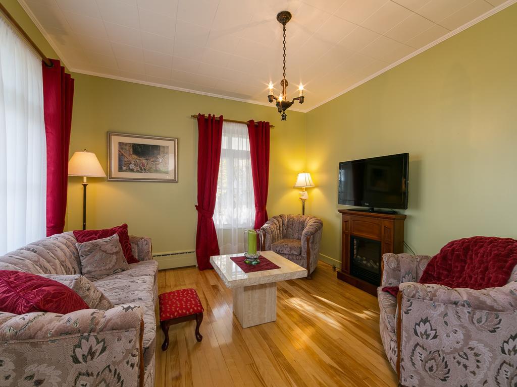 Auberge Gite Maison Des Lilas La Malbaie Szoba fotó