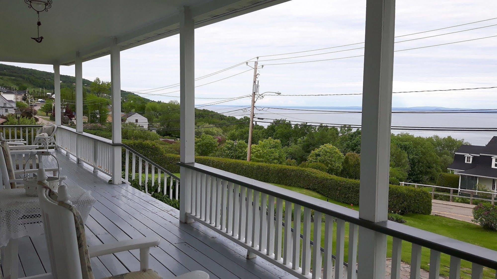Auberge Gite Maison Des Lilas La Malbaie Kültér fotó