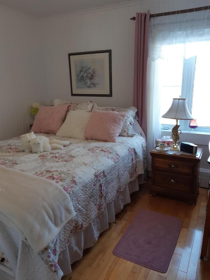 Auberge Gite Maison Des Lilas La Malbaie Kültér fotó