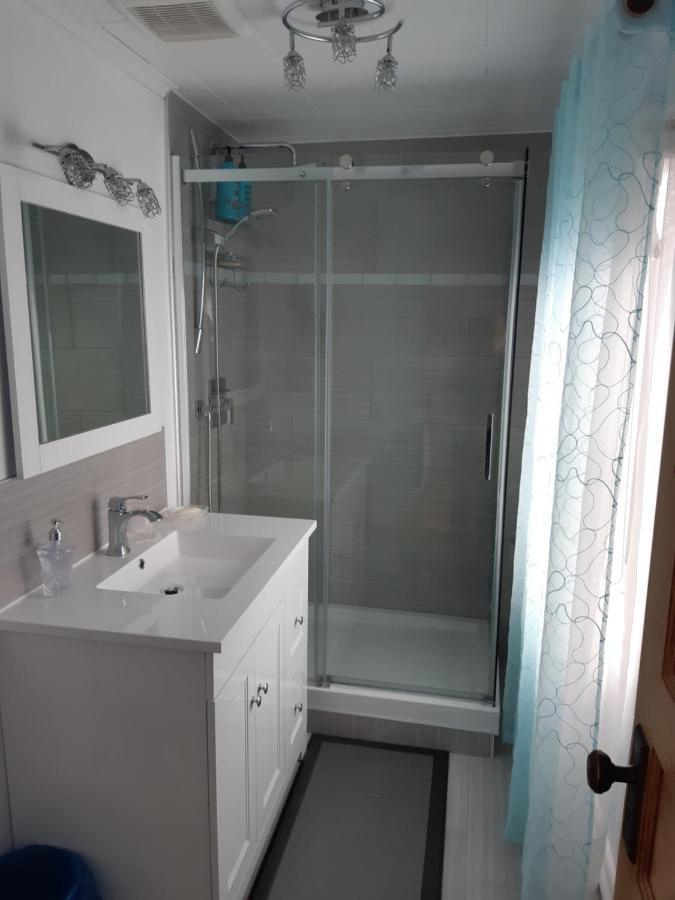 Auberge Gite Maison Des Lilas La Malbaie Kültér fotó